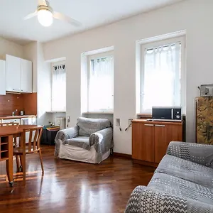 Appartamento Primopiano - Edolo, Milano